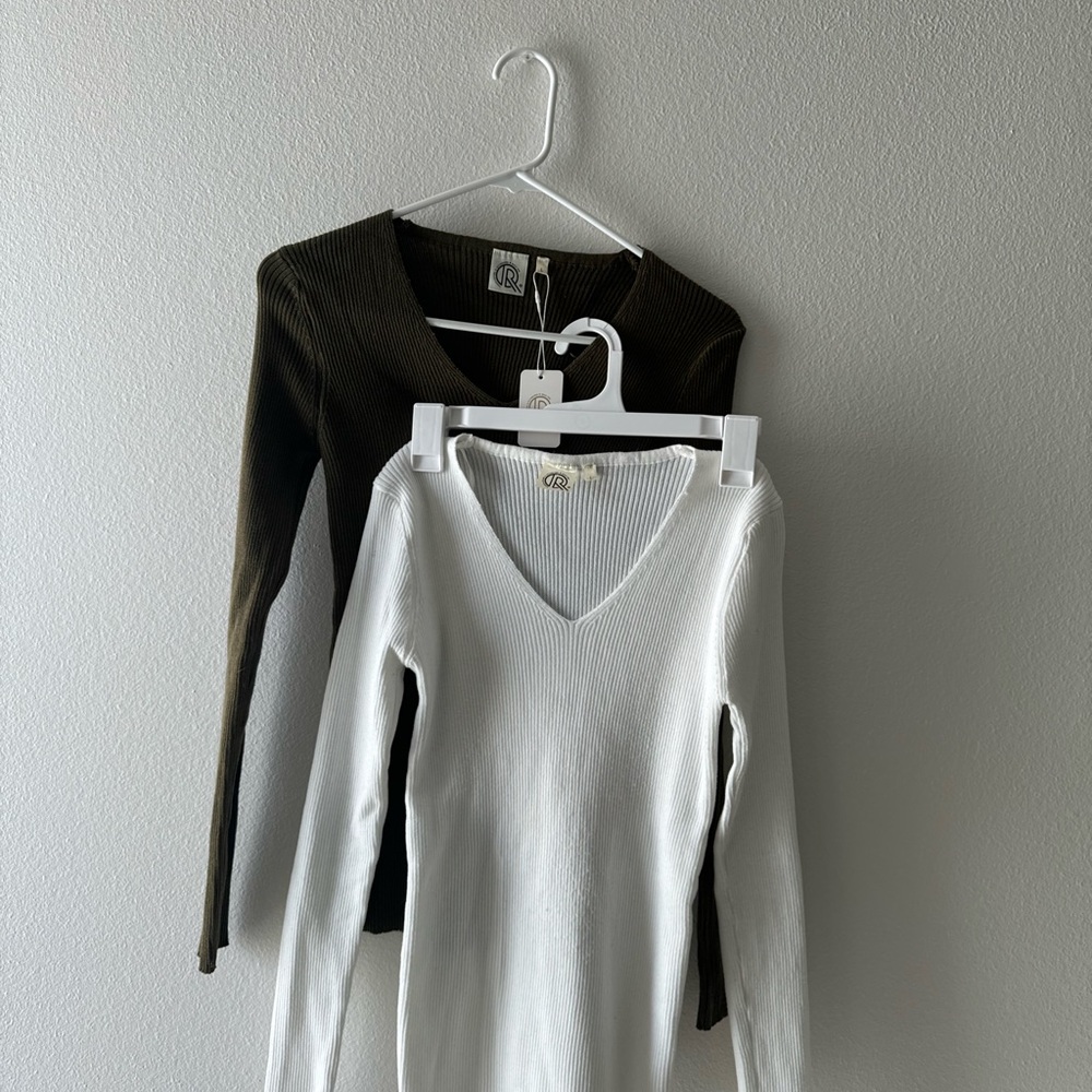 White and Olive green V-Neck Sweater Set